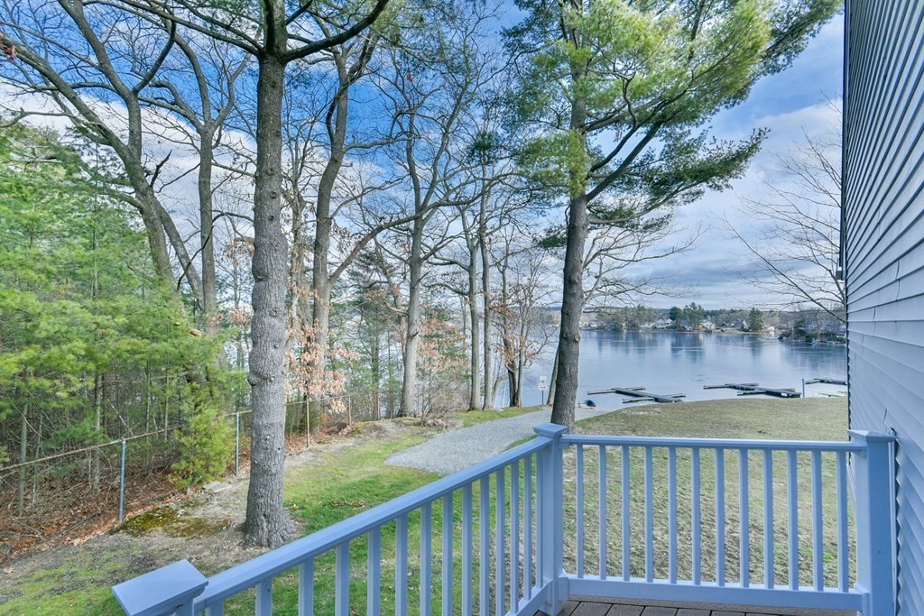 815 Beacon Park Road, Unit 815 Webster, MA 01570 - Photo 3 of 36 Gallery Image 3
