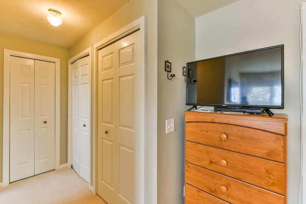 815 Beacon Park Road, Unit 815 Webster, MA 01570 - Photo 32 of 36 Gallery Image 32