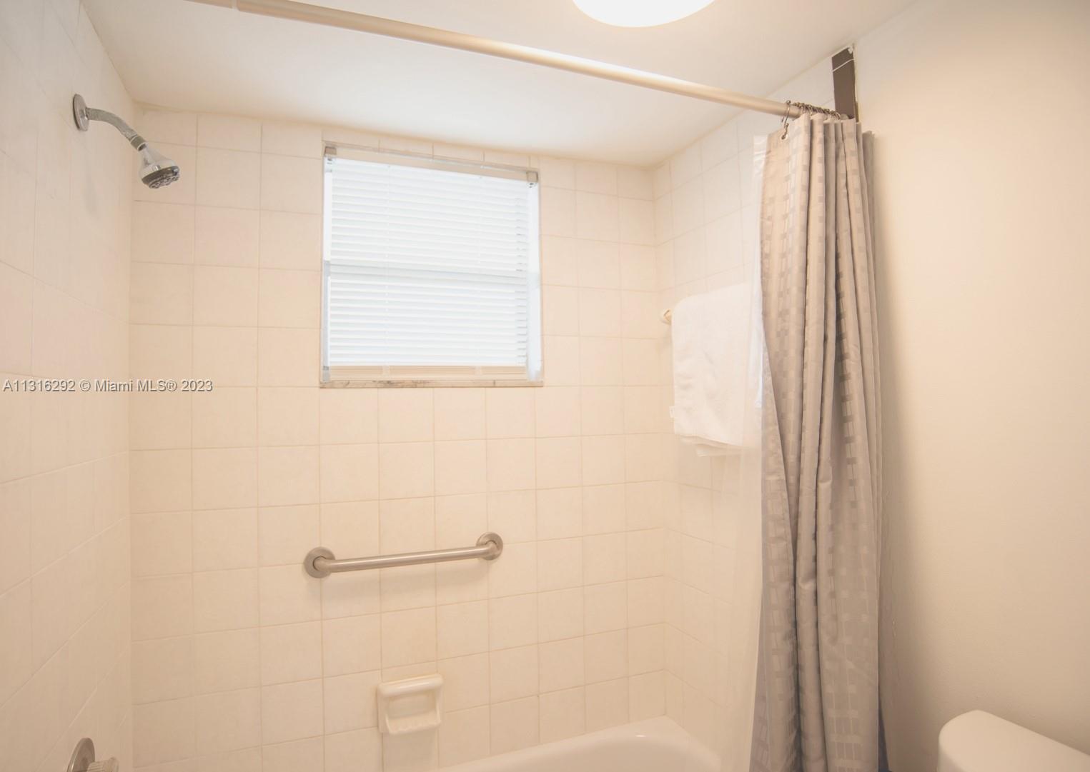 3776 Inverrary Boulevard, Unit 206R Lauderhill, FL 33319 - Photo 6 of 26 Gallery Image 6