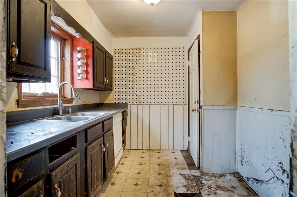 101 North Bromfield Road Dayton, OH 45429 - Photo 8 of 21