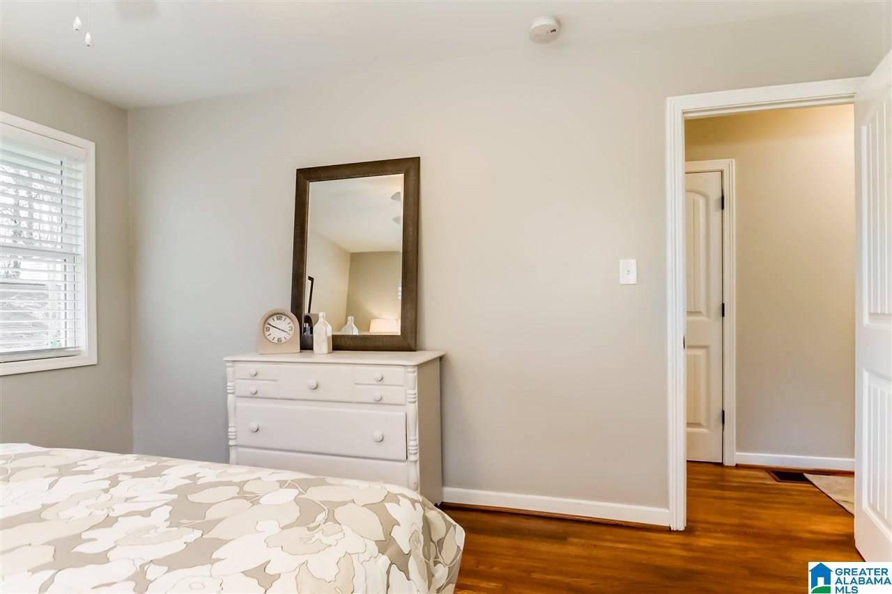 1631 Cresthill Road Birmingham, AL 35213 - Photo 21 of 34
