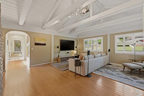 $1,695,000 | 8174 Whited Road, Sebastopol, CA 95472
