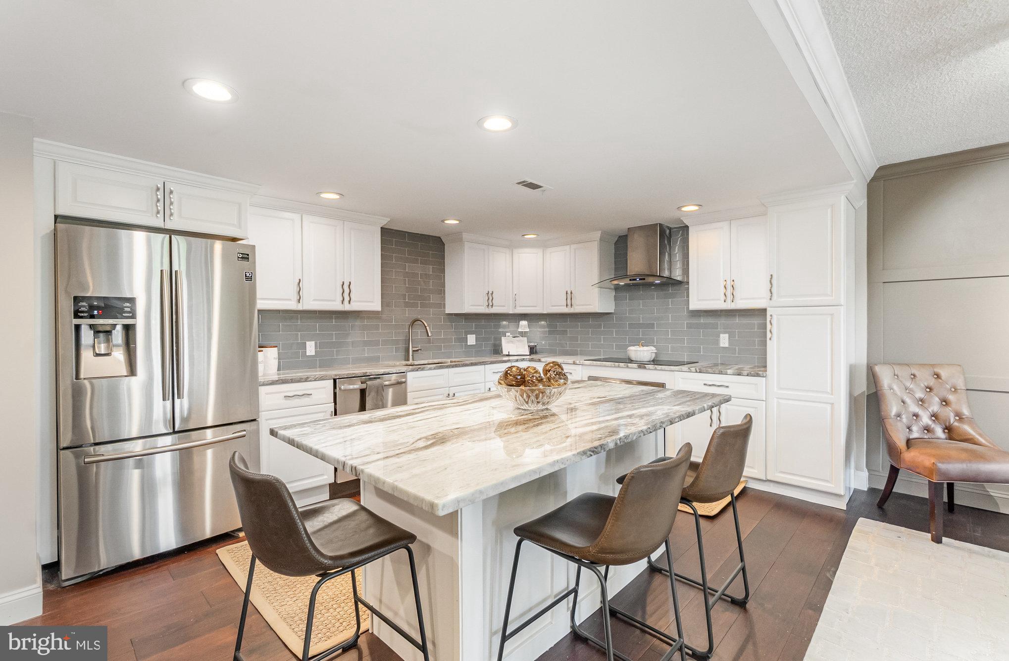 1040 Deer Ridge Drive, Unit 304 Baltimore, MD 21210 - Photo 4 of 43