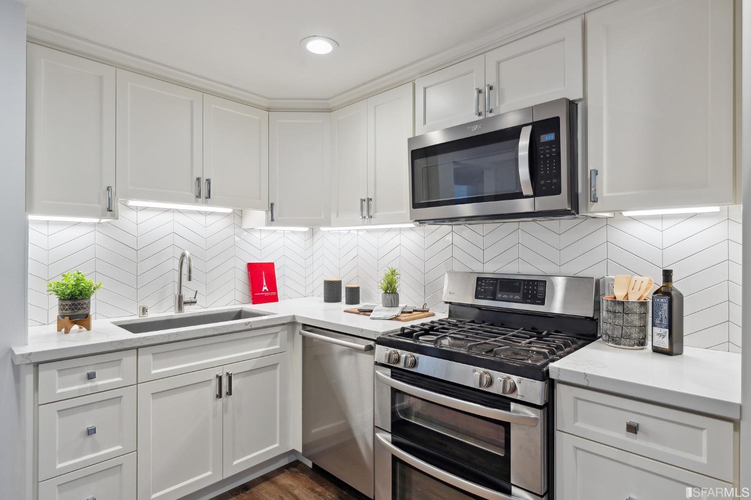 445 Clipper Street San Francisco, CA 94114 - Photo 48 of 62