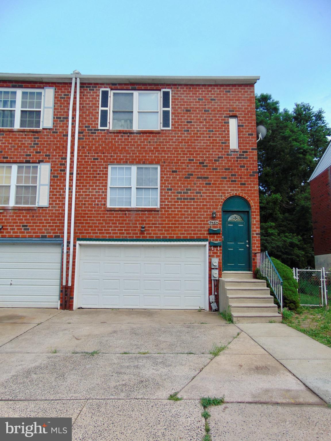 9481 Woodbridge Road Philadelphia, PA 19114 - Photo 2 of 32 2+2 Duplex in 19114