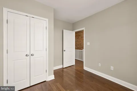 $4,150 | 912 I Street Northeast, Washington, DC 20002