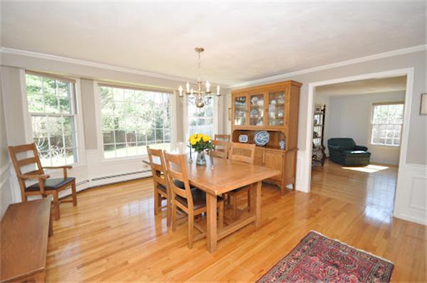 63 Garfield Road Concord, MA 01742 - Photo 3 of 16 Gallery Image 3