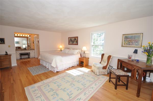 63 Garfield Road Concord, MA 01742 - Photo 9 of 16 Gallery Image 9