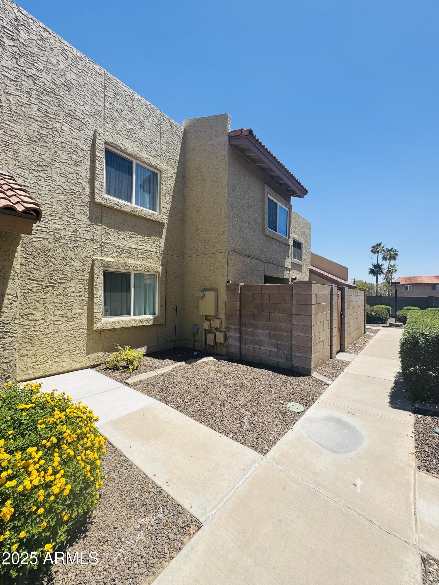 222 West Brown Road, Unit 8 Mesa, AZ 85201 - Photo 2 of 20 IMG_8405