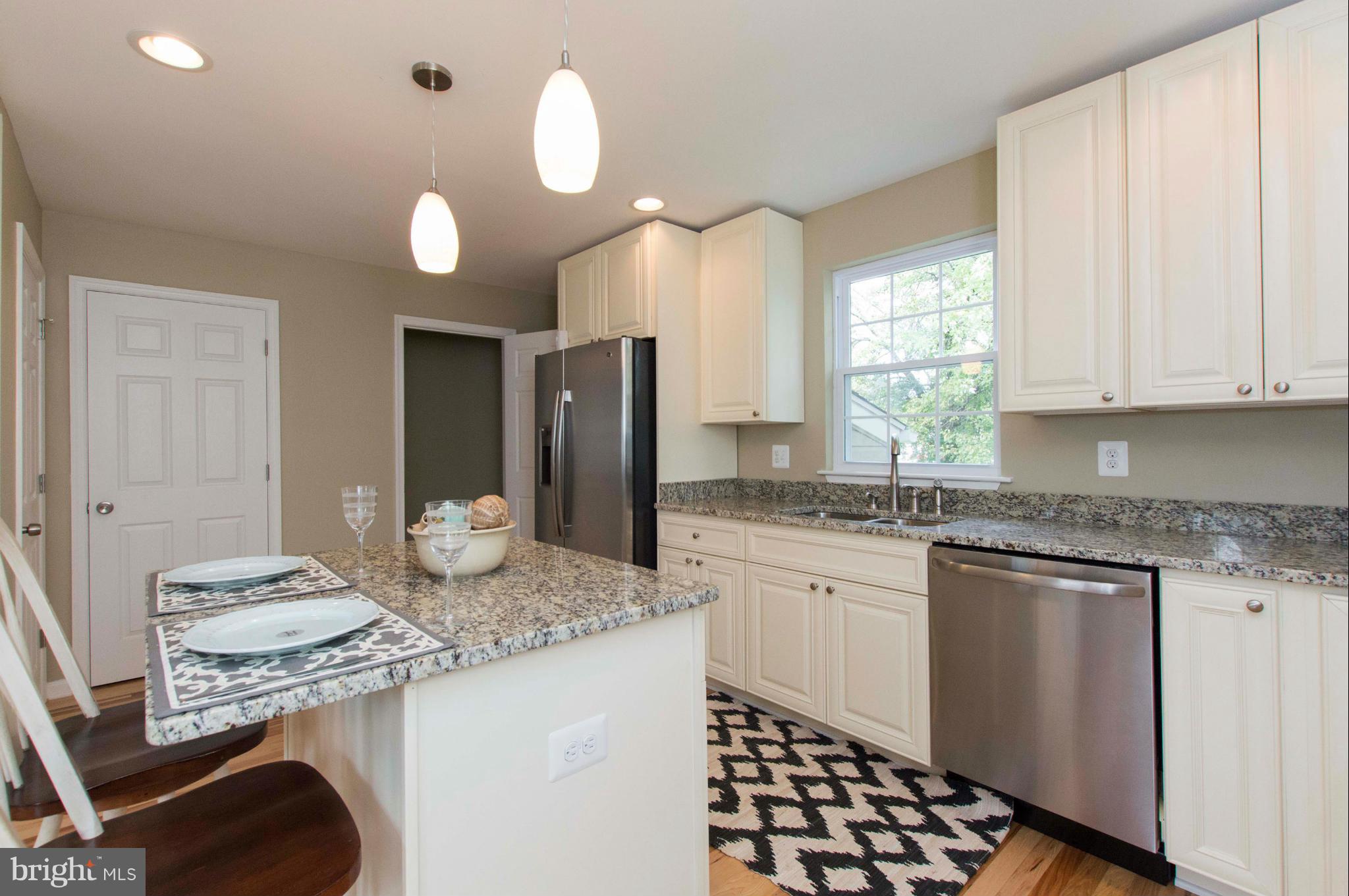 1701 Drexel Road Baltimore, MD 21222 - Photo 4 of 30 Kitchen