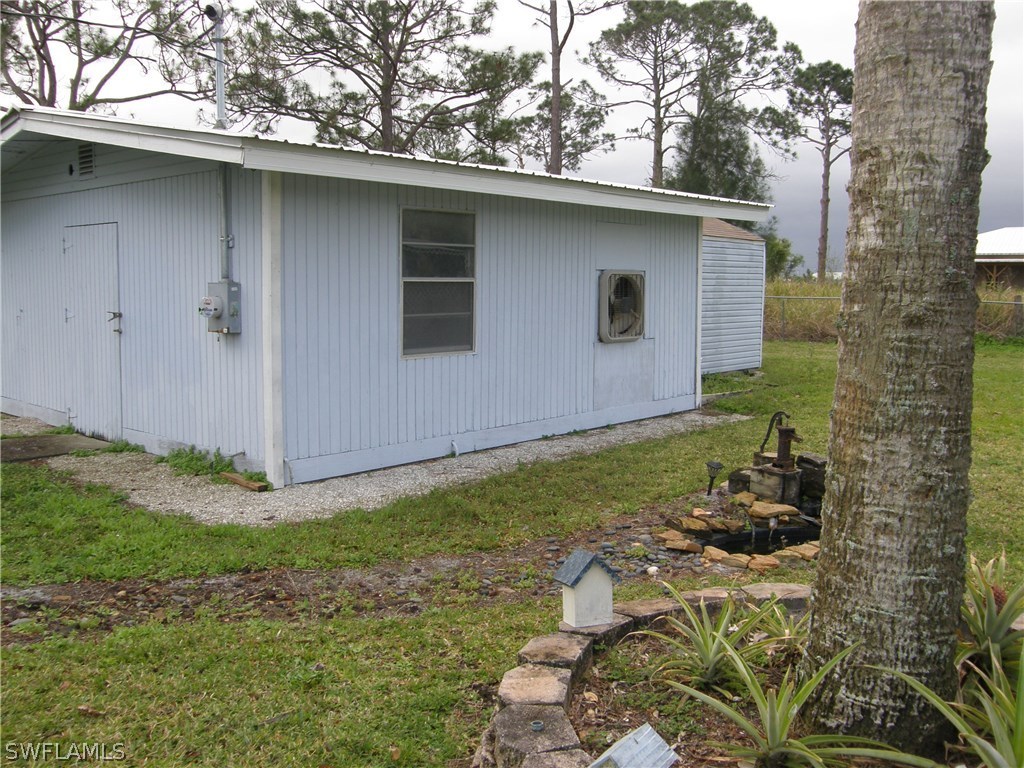 2525 Phillips Road LaBelle, FL 33935 - Photo 6 of 35 Gallery Image 6