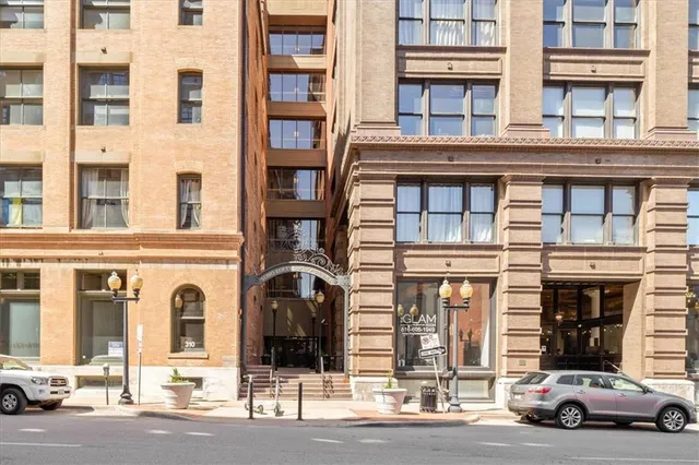 $135,000 | 308 West 8th Street, Unit 712, Kansas City, MO 64105