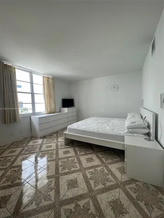 $2,800 | 3725 South Ocean Drive, Unit 415, Hollywood, FL 33019