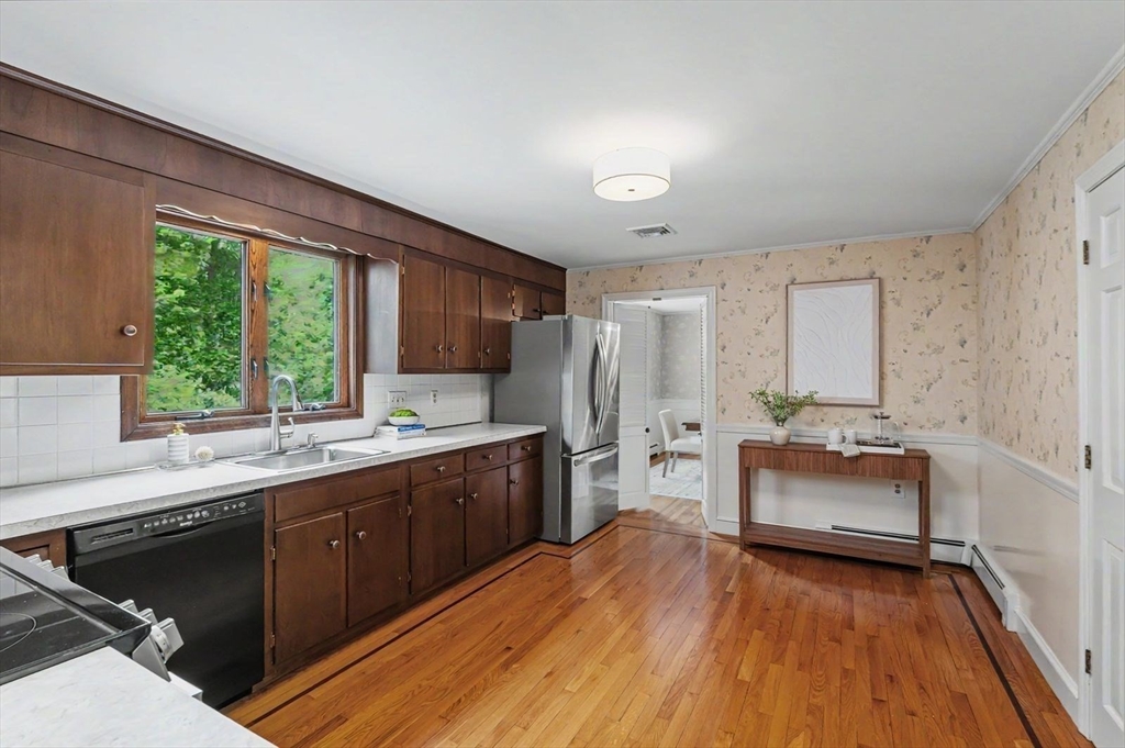 1 Bridle Path Road Andover, MA 01810 - Photo 12 of 39