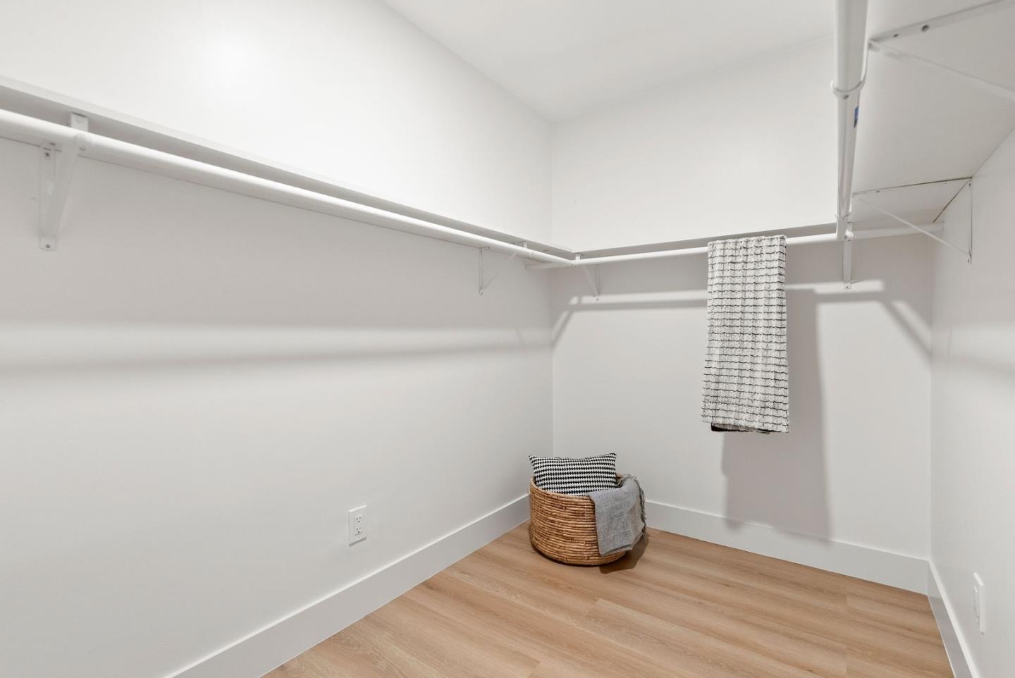 384 Lynbrook Drive Pacifica, CA 94044 - Photo 20 of 40 a room with wooden floor