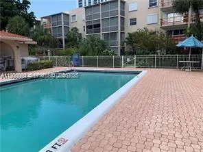 $3,650 | 1541 South Ocean Boulevard, Unit 225, Lauderdale-by-the-Sea, FL 33062
