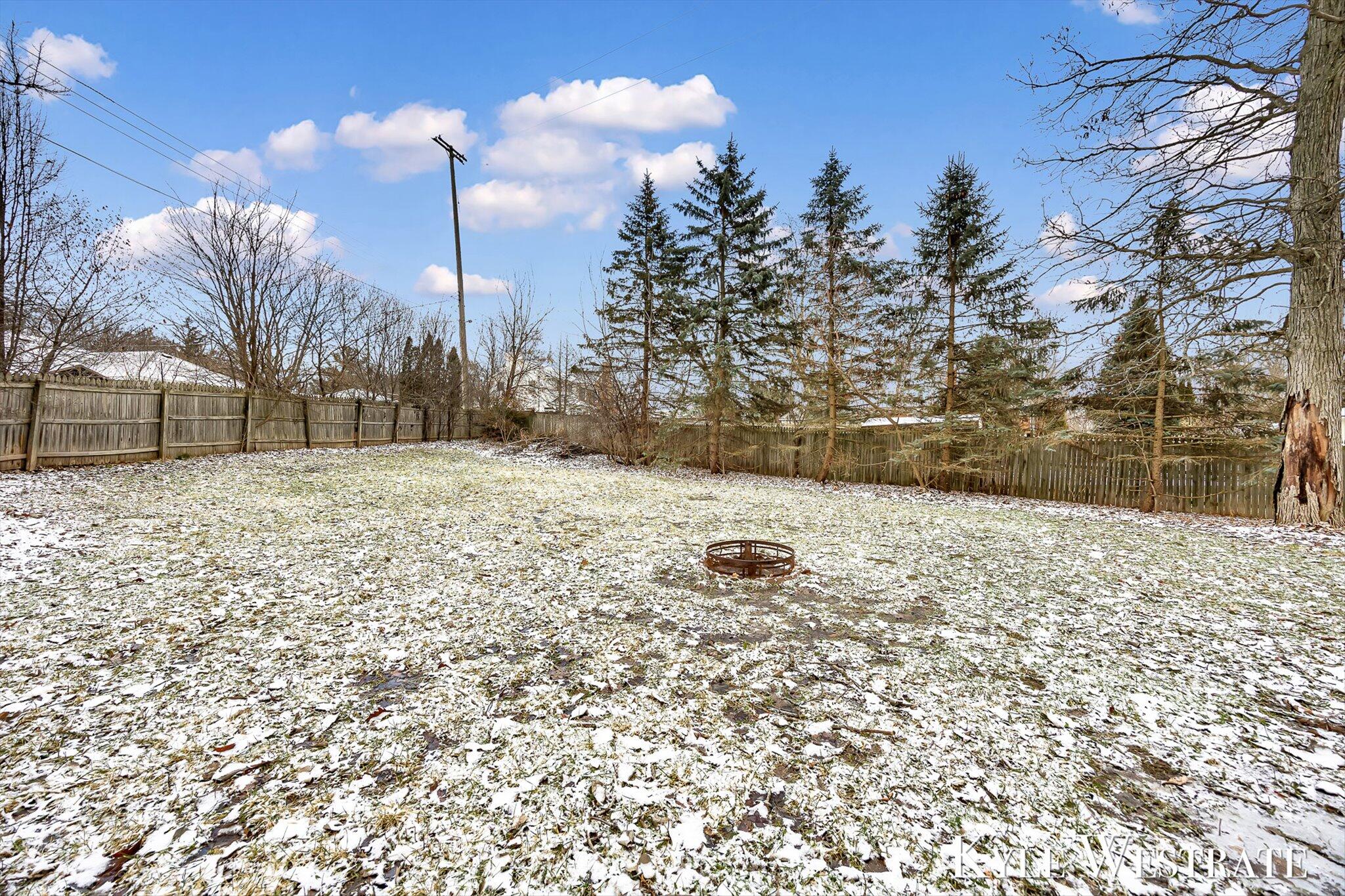 3425 Cascade Road Southeast Grand Rapids, MI 49546 - Photo 32 of 34 34-K1J17979