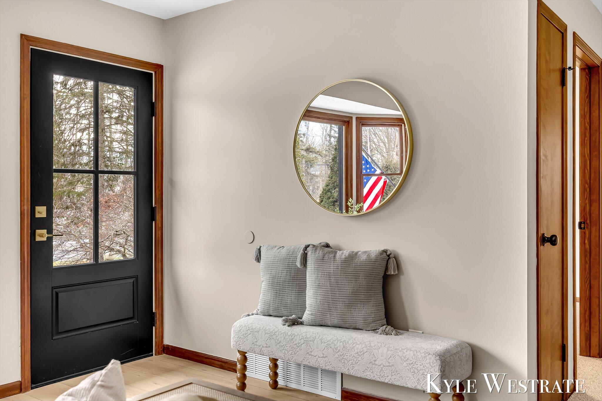 3425 Cascade Road Southeast Grand Rapids, MI 49546 - Photo 5 of 34 06-K1J17851