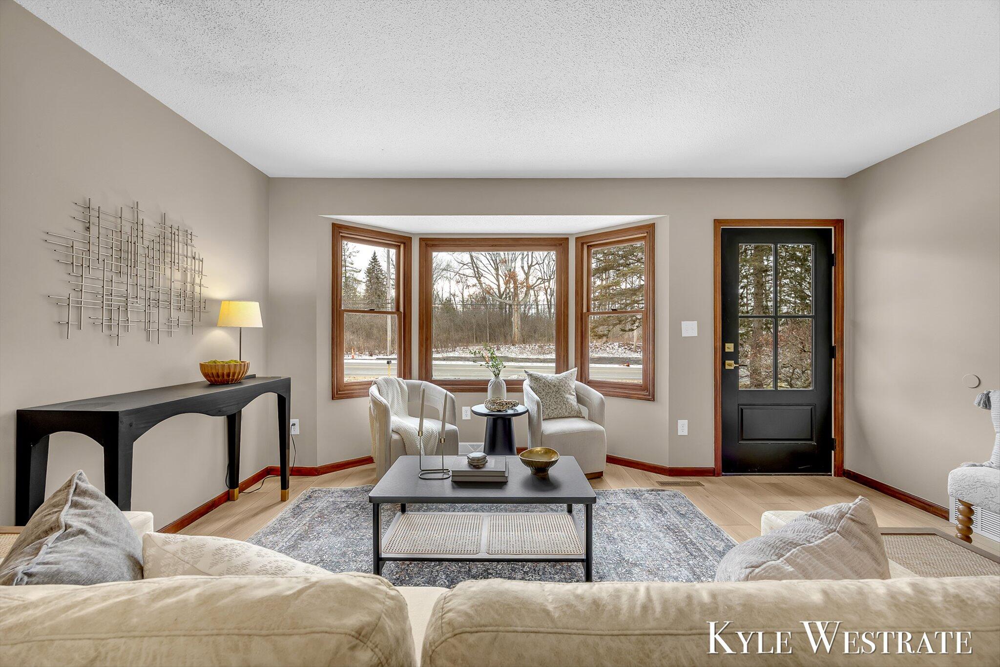 3425 Cascade Road Southeast Grand Rapids, MI 49546 - Photo 6 of 34 12-K1J17776