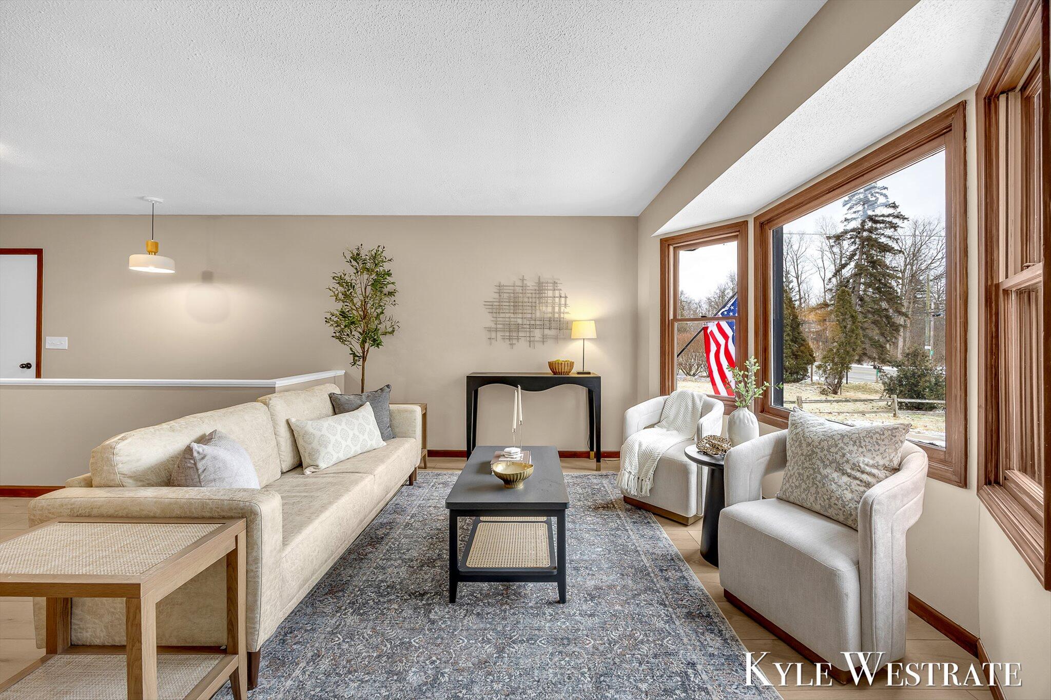 3425 Cascade Road Southeast Grand Rapids, MI 49546 - Photo 7 of 34 13-K1J17786