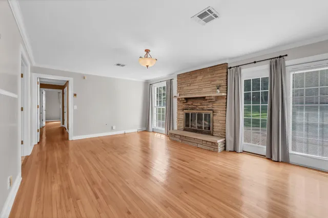 $2,250 | 590 Dunbar Cave Road, Clarksville, TN 37043