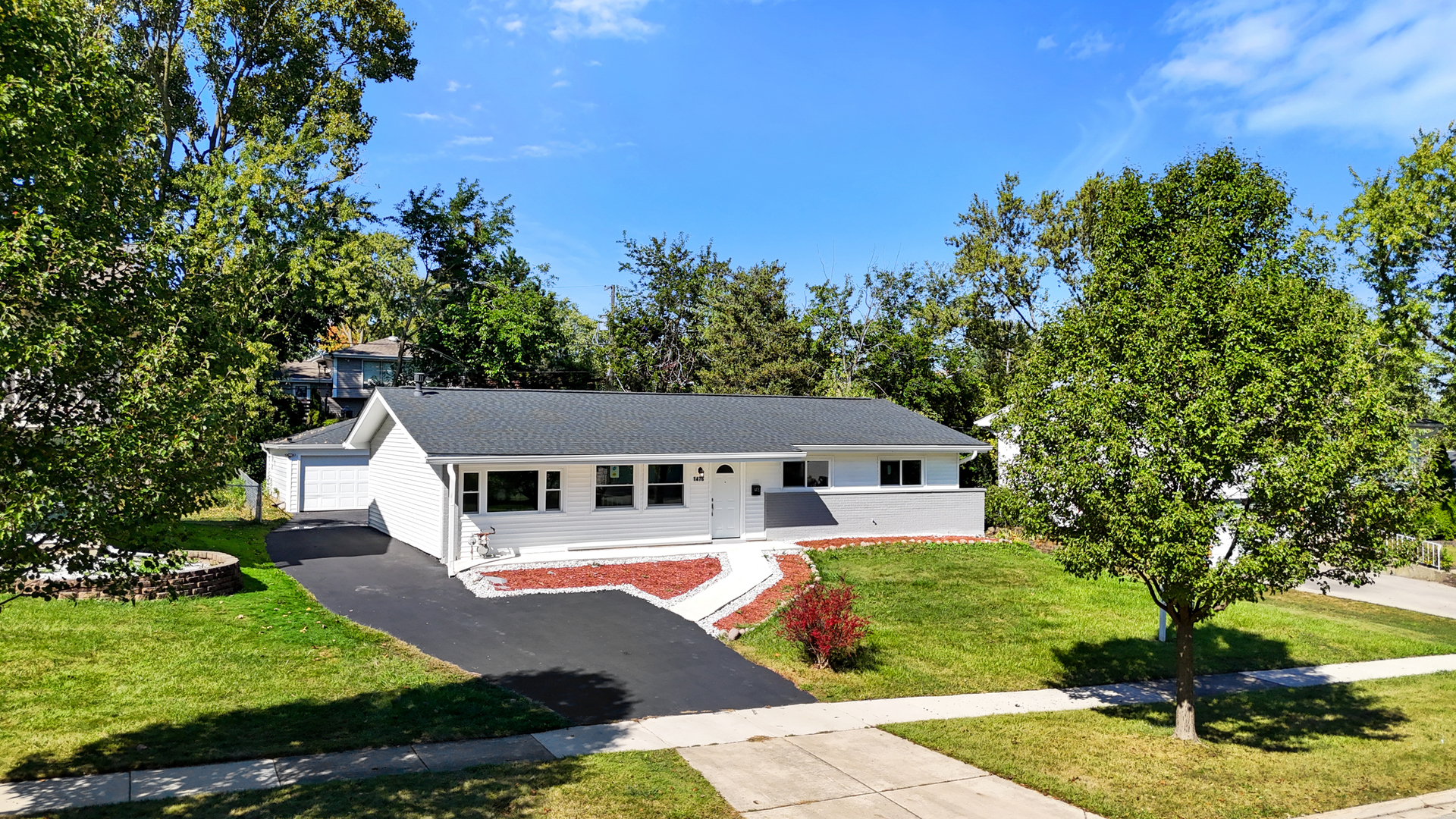 1476 Dennison Road Hoffman Estates, IL 60169 - Photo 24 of 25 Gallery Image 24