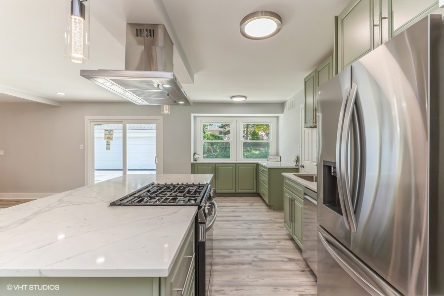 1476 Dennison Road Hoffman Estates, IL 60169 - Photo 5 of 25 Gallery Image 5