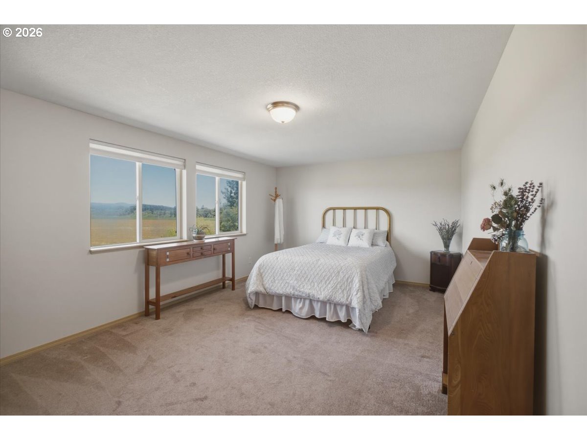 35050 Riverside Drive Albany, OR 97321 - Photo 33 of 48