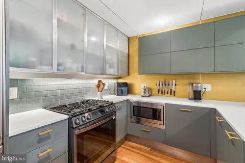 $725,000 | 151 West Laurel Street, Unit A, Philadelphia, PA 19123