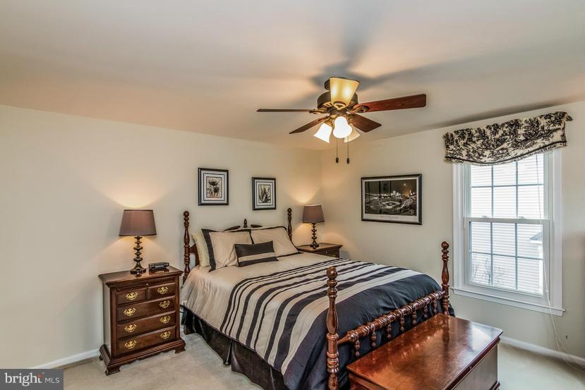 112 Hamilton Road Sterling, VA 20165 - Photo 21 of 27 Bedroom