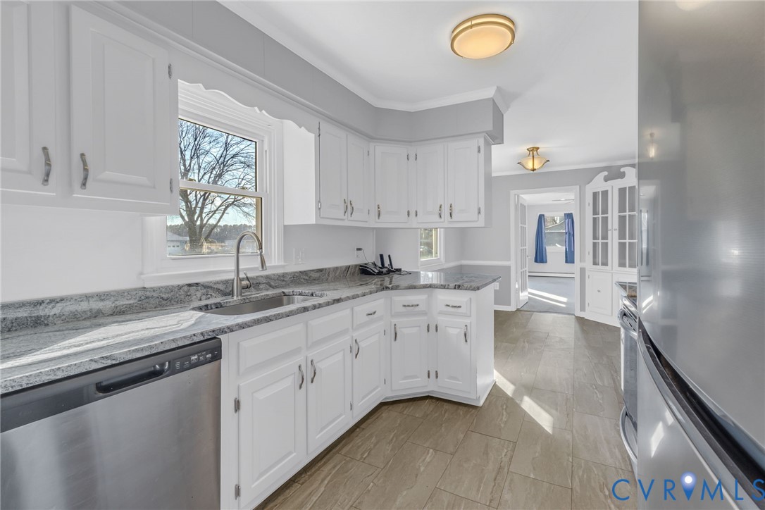 1928 Lake Road Lottsburg, VA 22511 - Photo 13 of 50