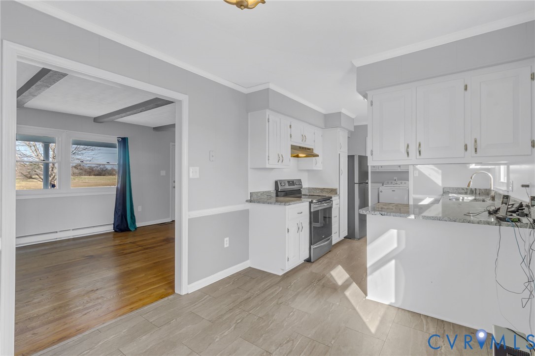 1928 Lake Road Lottsburg, VA 22511 - Photo 9 of 50