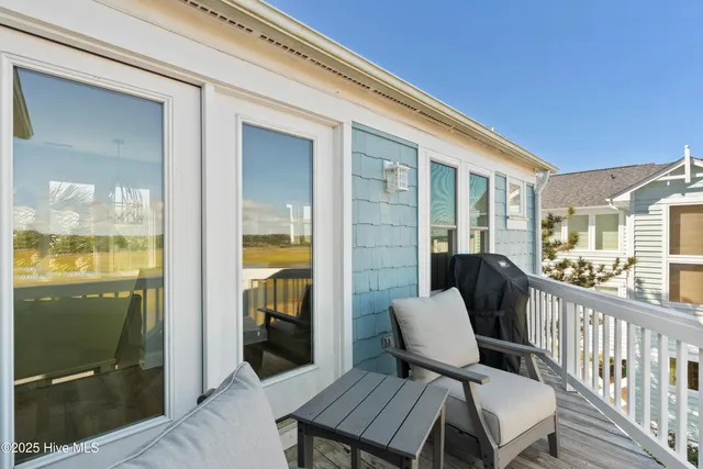 $874,000 | 648 Ocean Boulevard West, Holden Beach, NC 28462