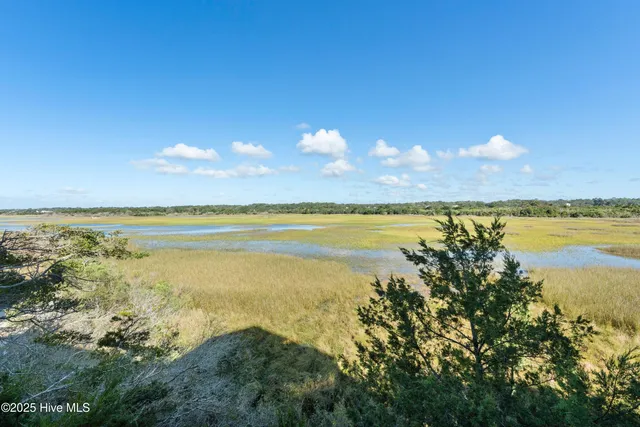 $874,000 | 648 Ocean Boulevard West, Holden Beach, NC 28462