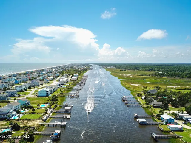 $874,000 | 648 Ocean Boulevard West, Holden Beach, NC 28462