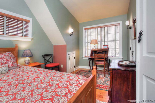 823 Williams Wharf Road Mathews, VA 23109 - Photo 30 of 41 GUEST HOUSE MASTER BEDROOM