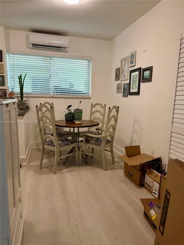 $2,300 | 1198 Marseille Drive, Unit 4, Miami Beach, FL 33141