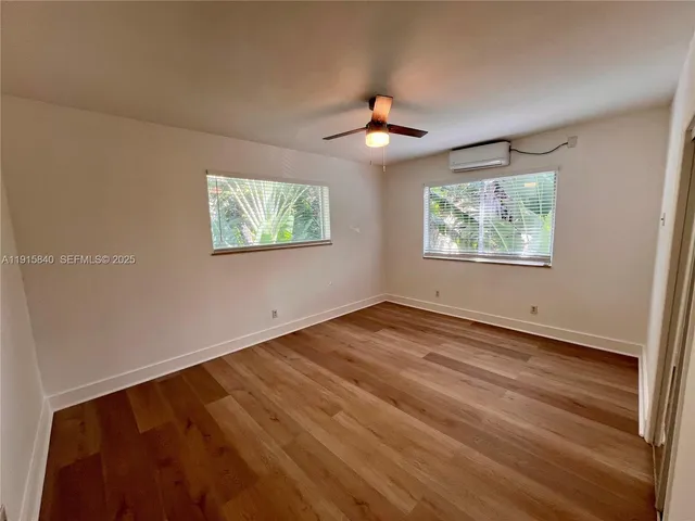 $2,300 | 1198 Marseille Drive, Unit 4, Miami Beach, FL 33141