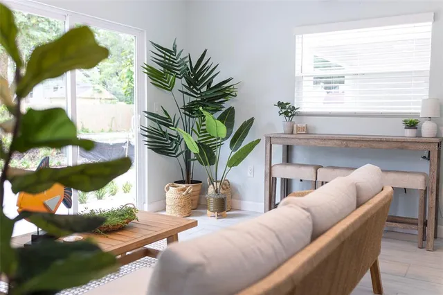 $569,000 | 818 West Plymouth Street, Tampa, FL 33603