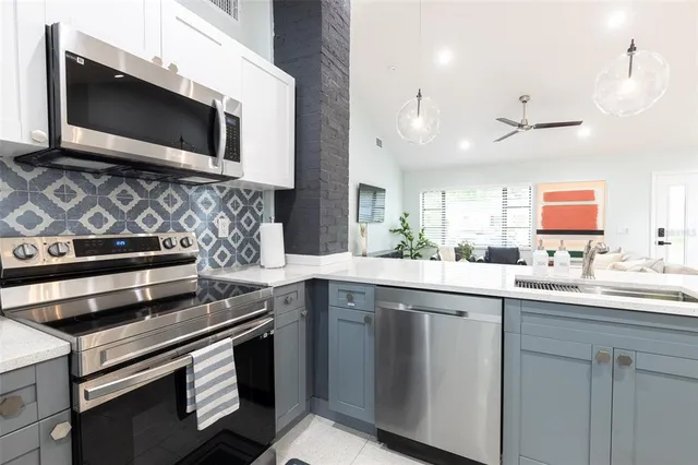 $569,000 | 818 West Plymouth Street, Tampa, FL 33603