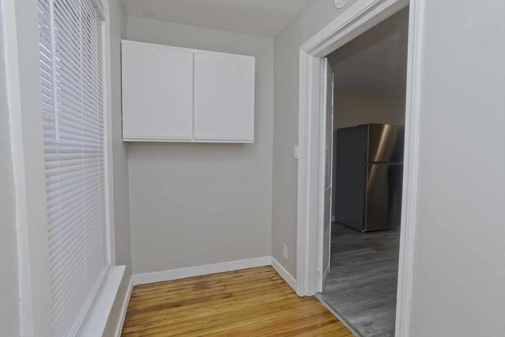 293 Eastern Avenue Springfield, MA 01109 - Photo 8 of 31 a view of an empty room