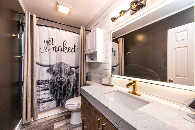 $205,900 | 2222 15th Avenue Northeast, Hickory, NC 28601