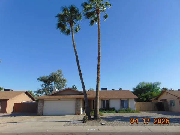 $1,795 | 4027 West Charleston Avenue, Glendale, AZ 85308