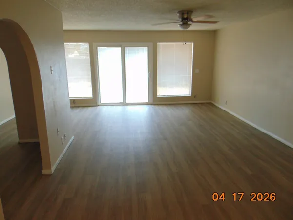 $1,795 | 4027 West Charleston Avenue, Glendale, AZ 85308