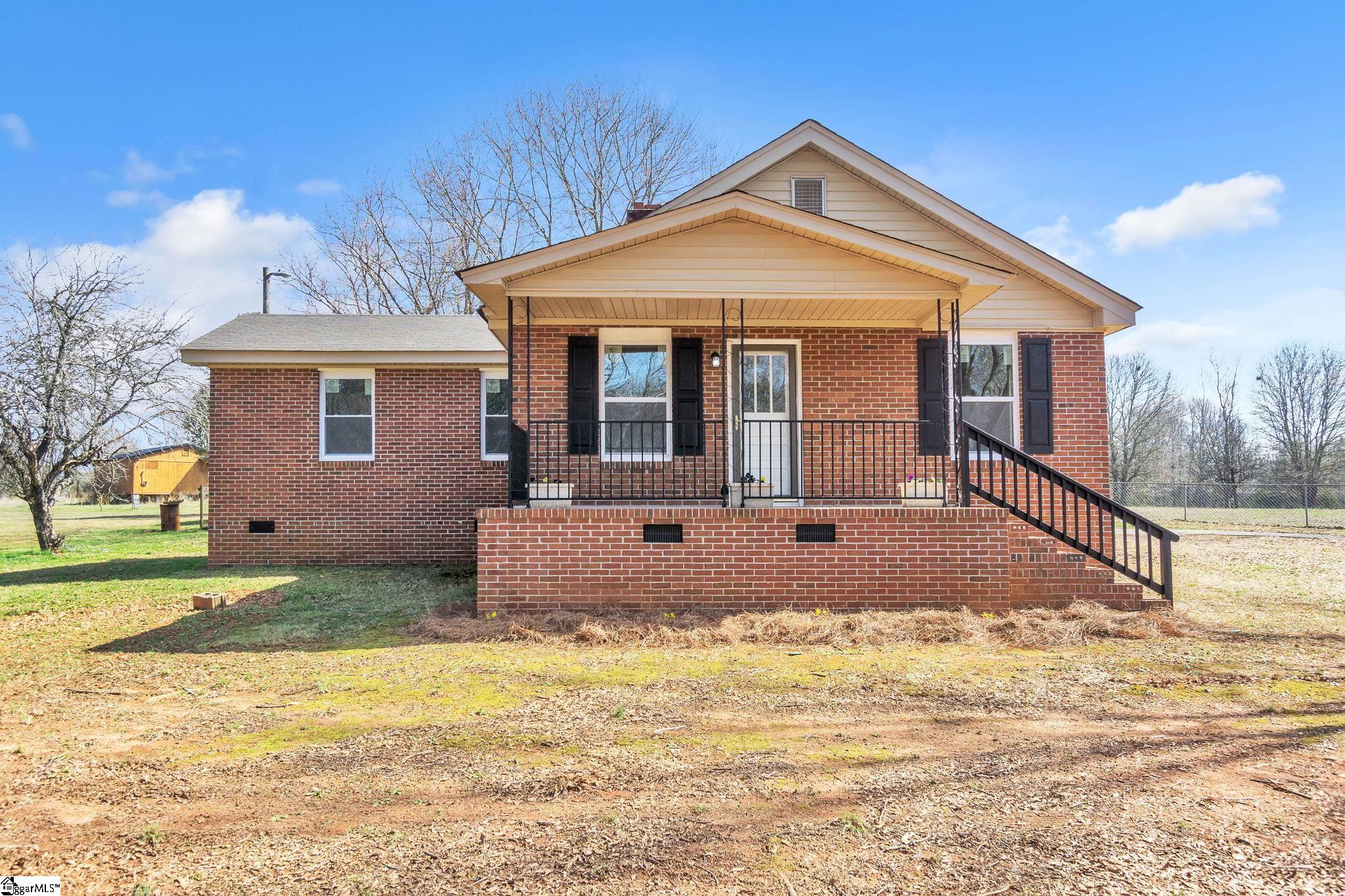 261 Gunter Road Simpsonville, SC 29680 - Photo 1 of 27 Gallery Image 1