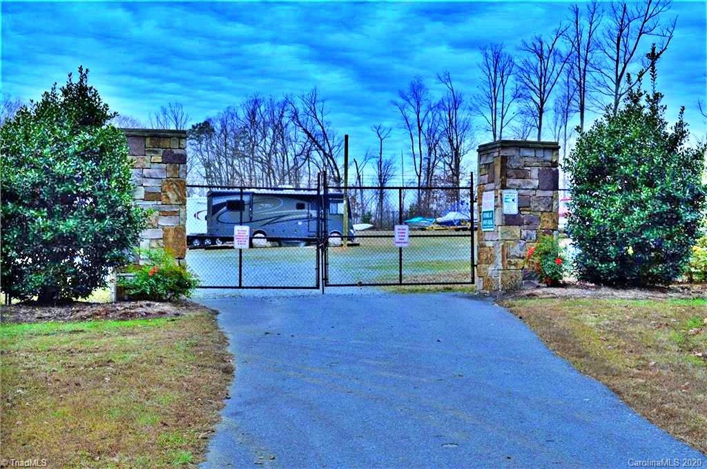 1328 Sierra Trace Road, Unit 138 Denton, NC 27239 - Photo 8 of 21 Gallery Image 8