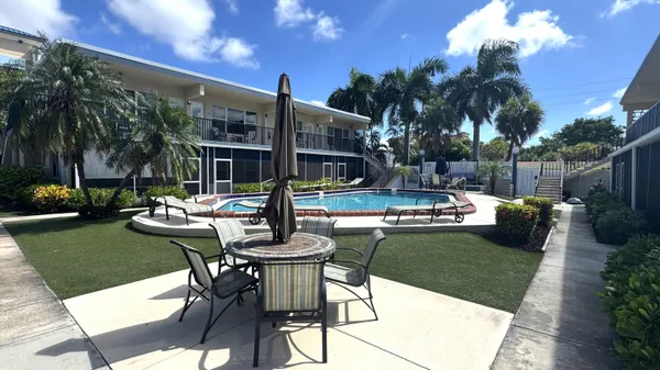 $2,700 | 1960 Northeast 1st Street, Unit 7D, Deerfield Beach, FL 33441
