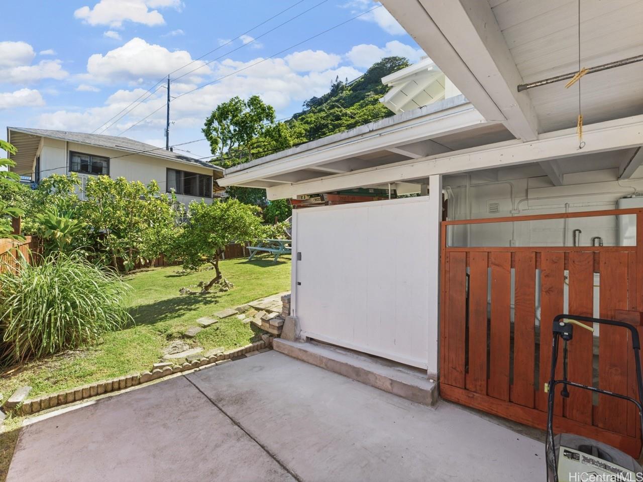 3470 Kalua Road Honolulu, HI 96816 - Photo 19 of 25 Gallery Image 19