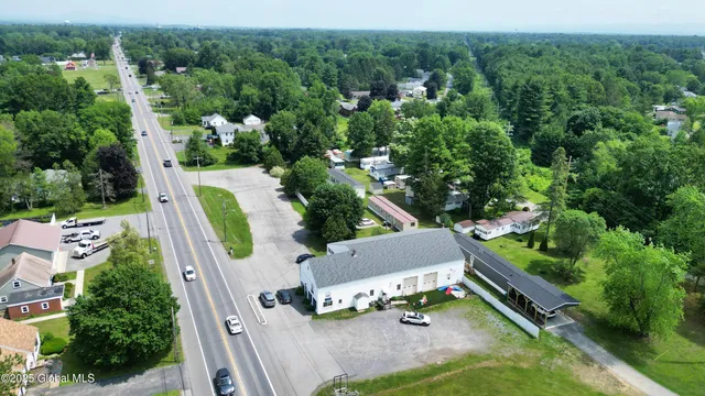 $3,600 | 1638 Highway 9, South Glens Falls, NY 12803