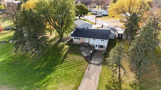 $339,000 | 405 Northeast 7th Street, Fulda, MN 56131